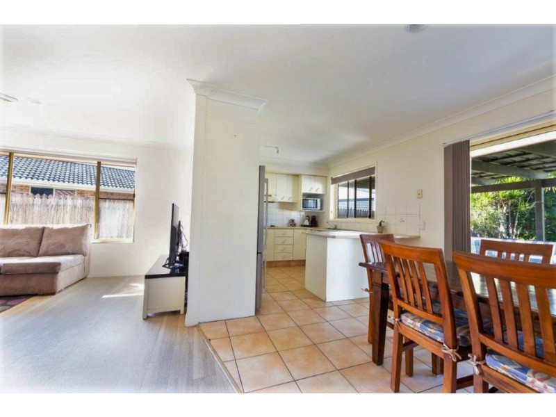 7 Plover Close, Yamba NSW 2464