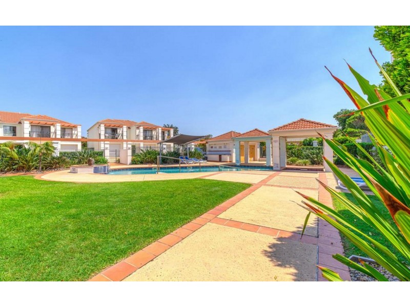 Unit 6 Block 1/18-19 Pacific Parade, Yamba NSW 2464