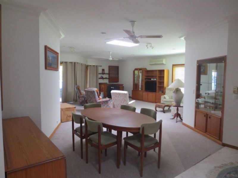 14 The Mainbrace, Yamba NSW 2464