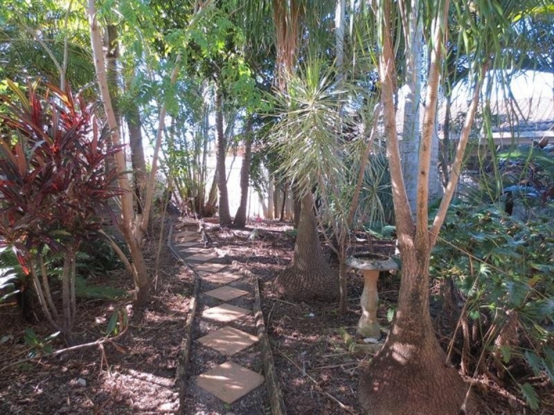 25 Heron  Court, Yamba NSW 2464