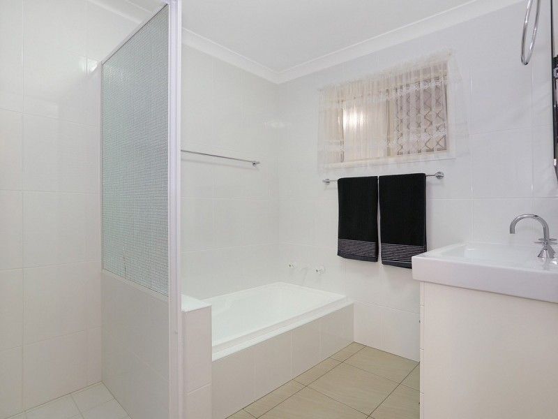 24 Gumnut Road, Yamba NSW 2464