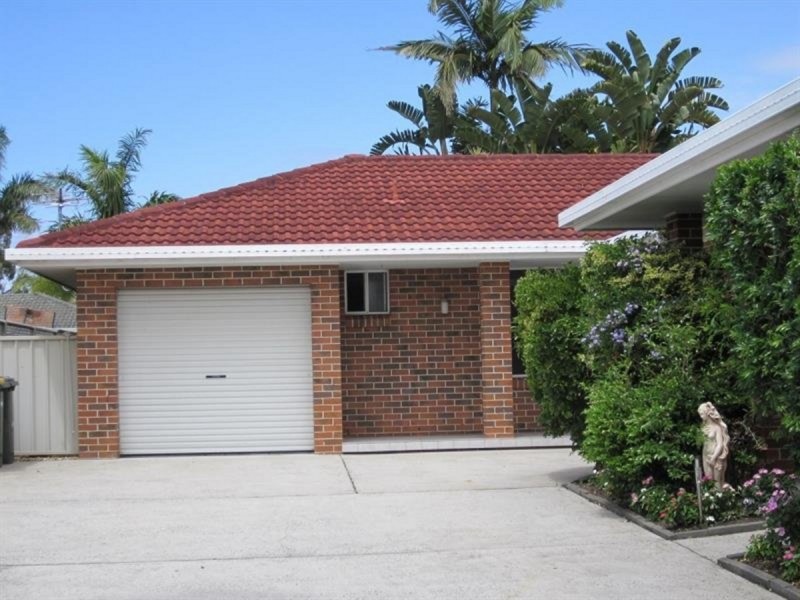 2/16 Heron Court, Yamba NSW 2464