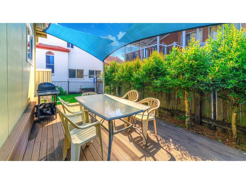 12 Harbour Street, Yamba NSW 2464