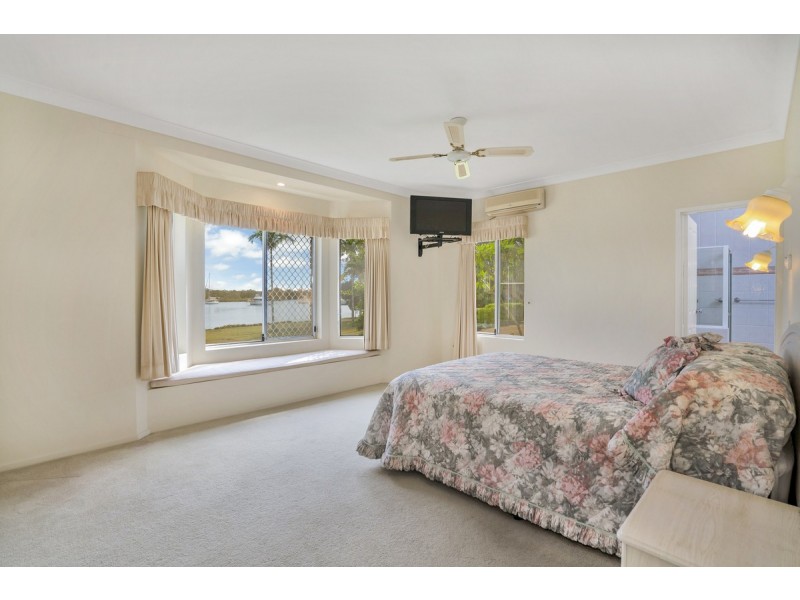 22 Palm Terrace, Yamba NSW 2464
