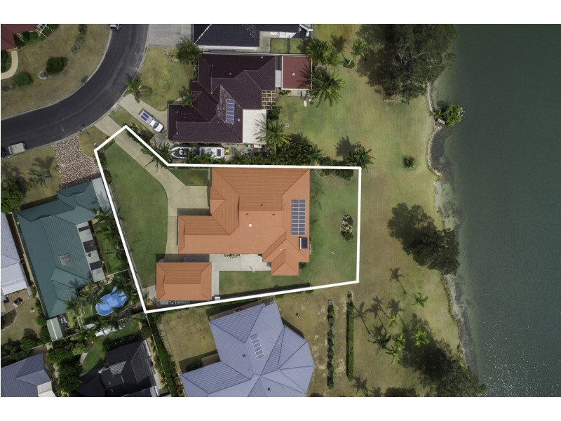 22 Palm Terrace, Yamba NSW 2464