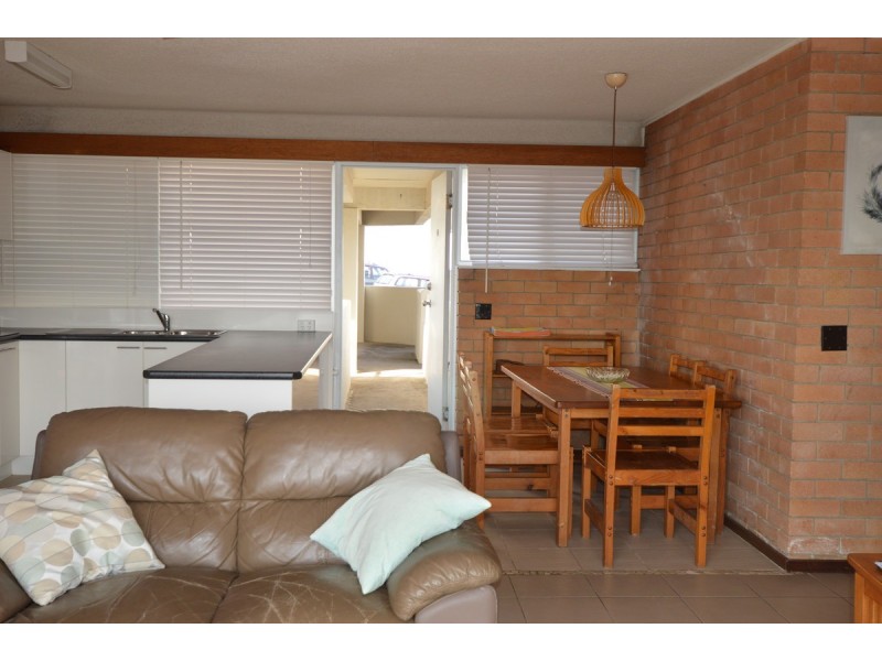 6/12 Clarence Street, Yamba NSW 2464