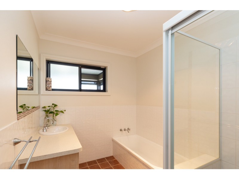 24 Melaleuca Drive, Yamba NSW 2464
