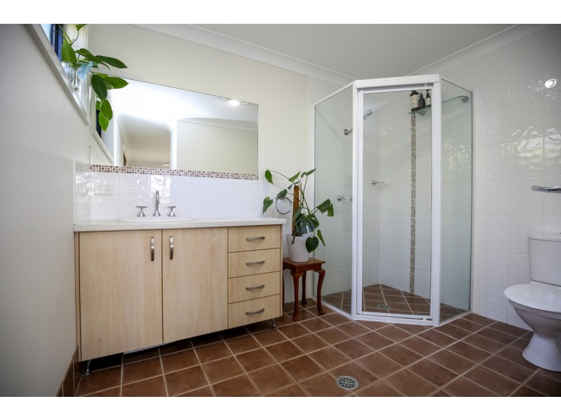 24 Melaleuca Drive, Yamba NSW 2464