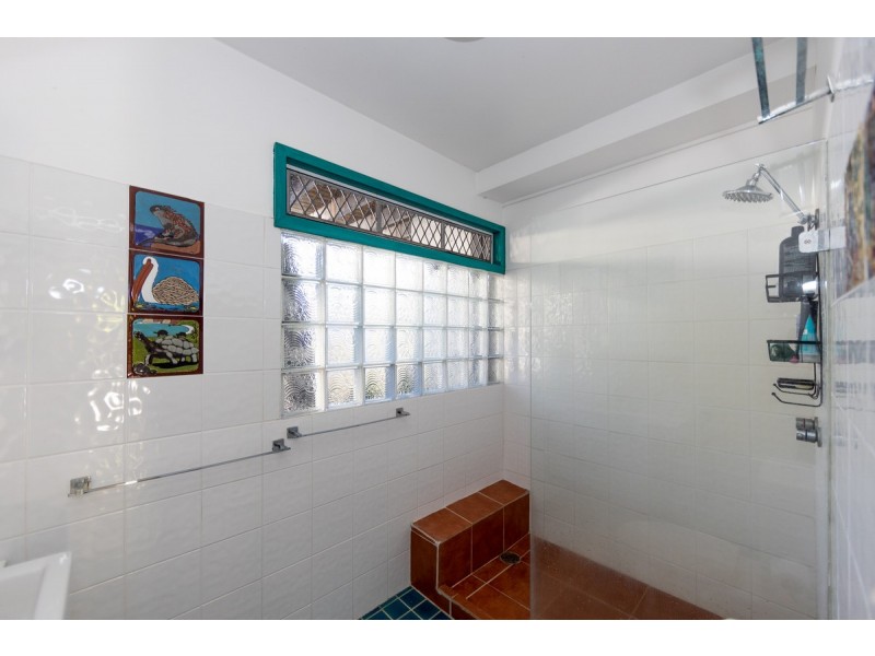 4/11 Pacific Parade, Yamba NSW 2464