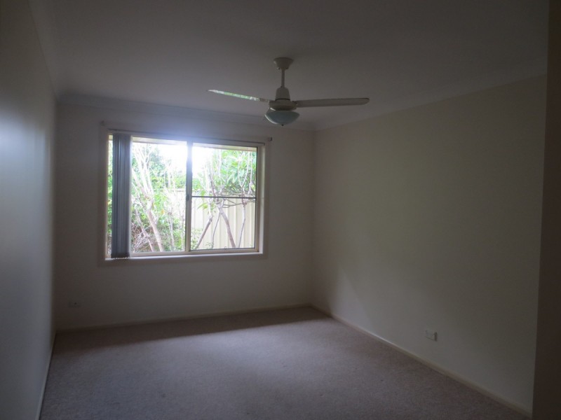38 Harold Tory Drive, Yamba NSW 2464