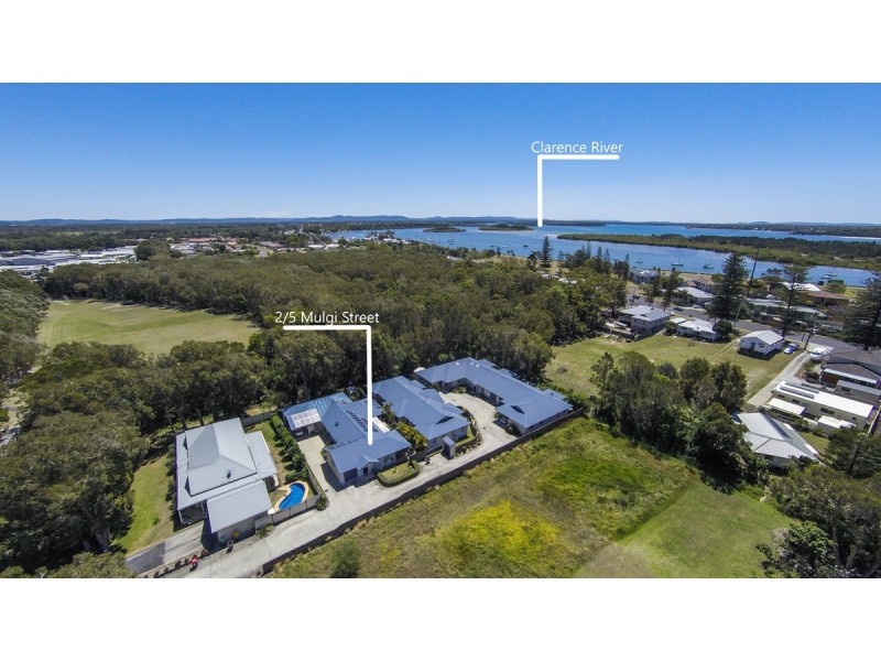 2/5 Mulgi Street, Yamba NSW 2464