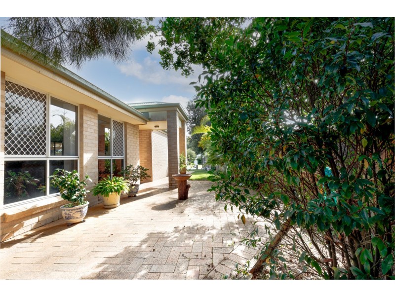 10 Nautilus Place, Yamba NSW 2464