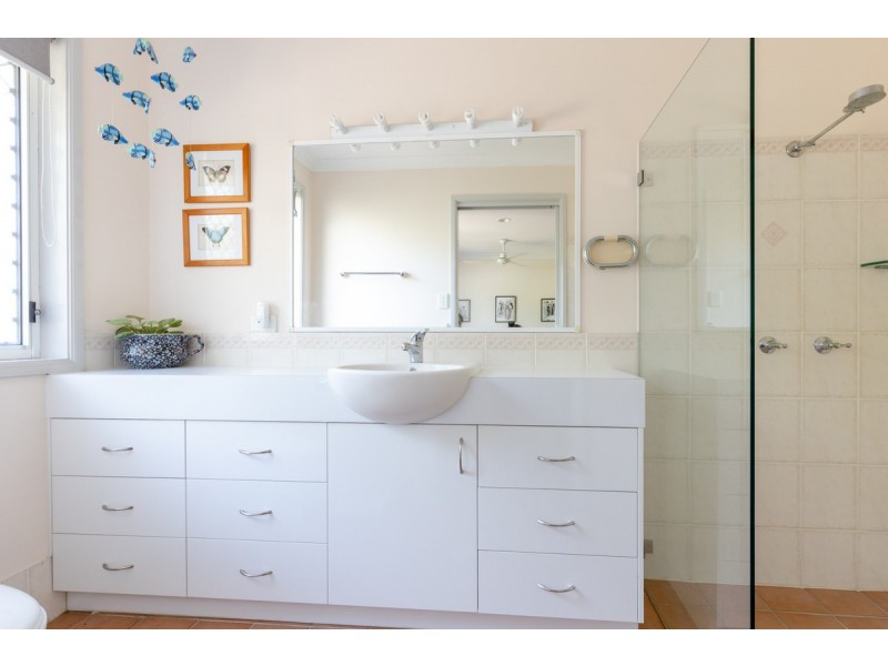 10 Nautilus Place, Yamba NSW 2464