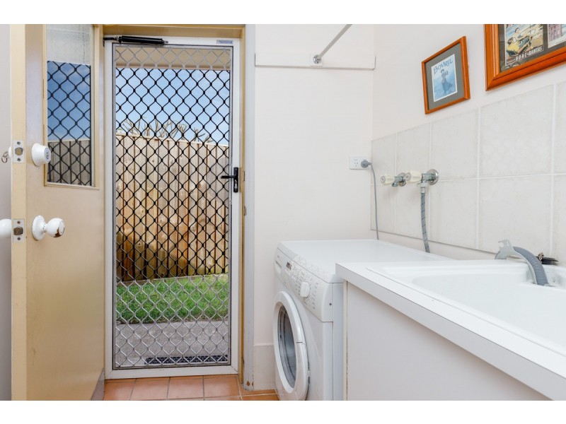 10 Nautilus Place, Yamba NSW 2464