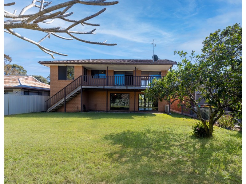 26 Cook Street, Yamba NSW 2464