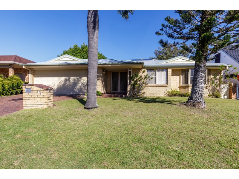 21 Mariners Way, Yamba NSW 2464