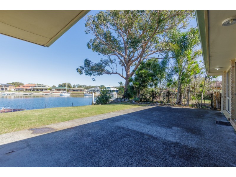 21 Mariners Way, Yamba NSW 2464