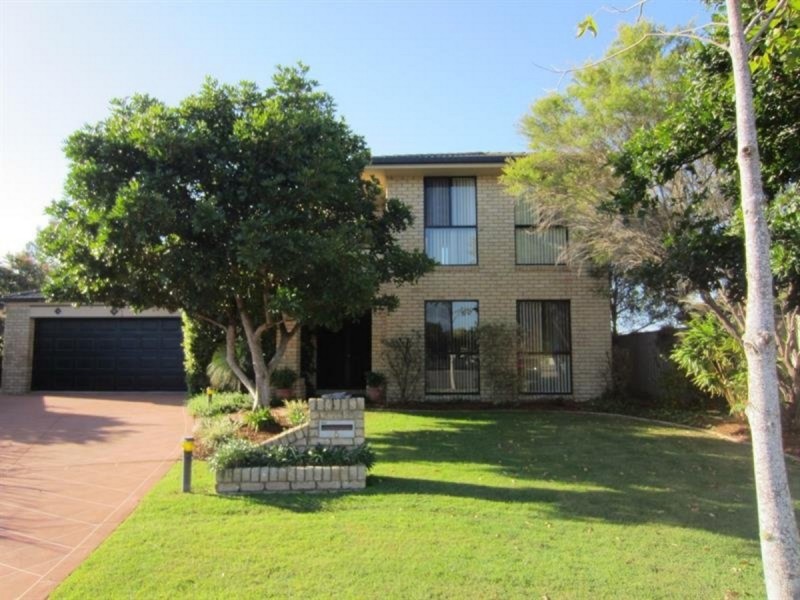 6 Arakoon Place, Yamba NSW 2464