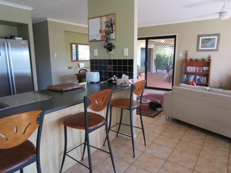 6 Arakoon Place, Yamba NSW 2464