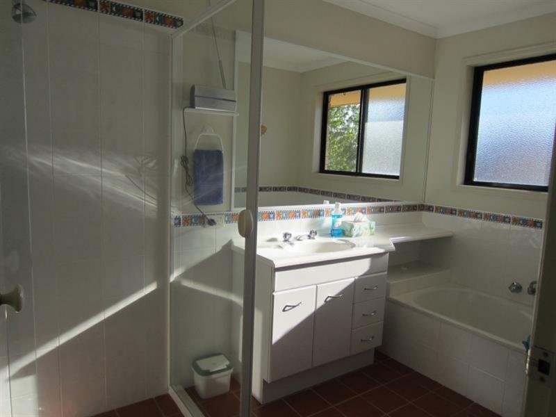 6 Arakoon Place, Yamba NSW 2464