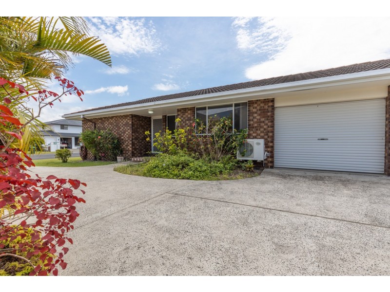 1/26 Melaleuca Drive, Yamba NSW 2464