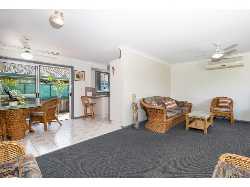 1/26 Melaleuca Drive, Yamba NSW 2464