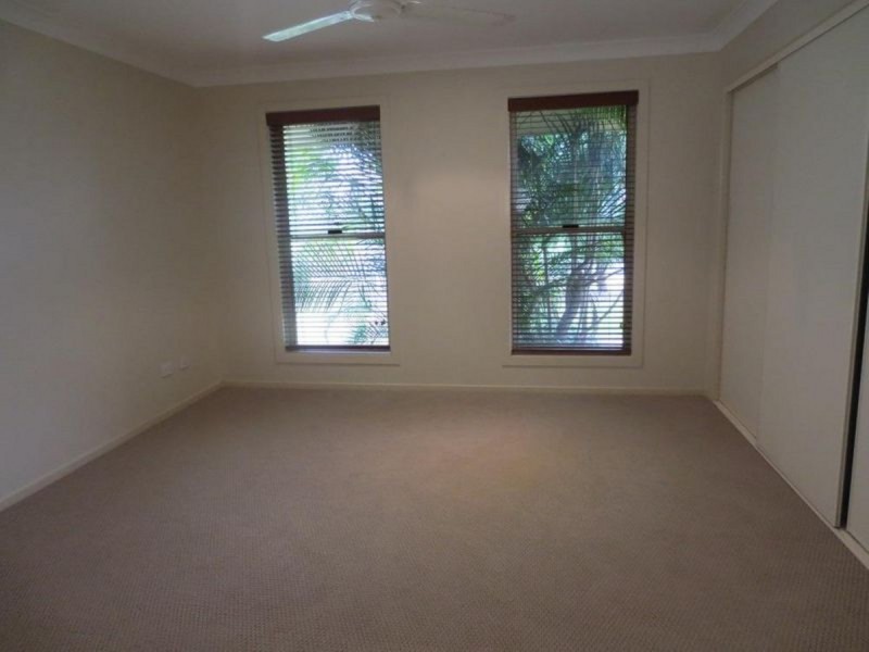 1/1 William Avenue, Yamba NSW 2464