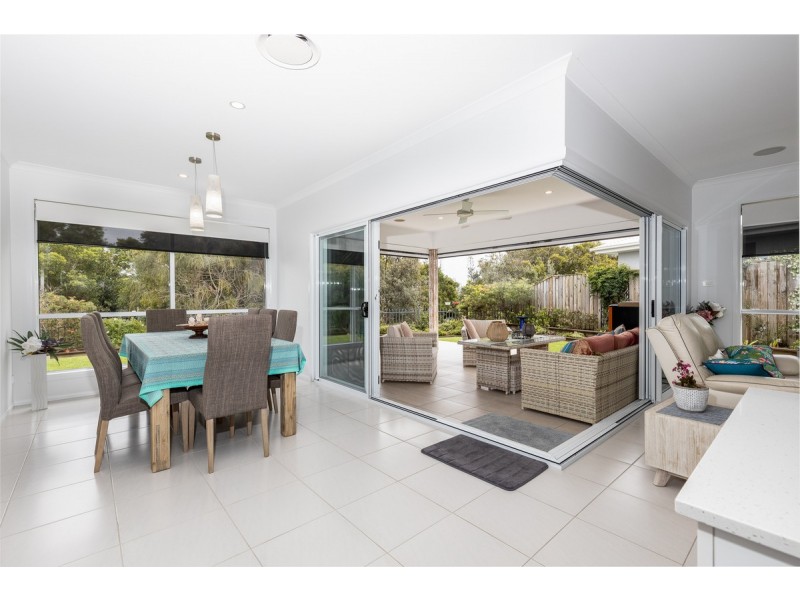 18 The Drive, Yamba NSW 2464