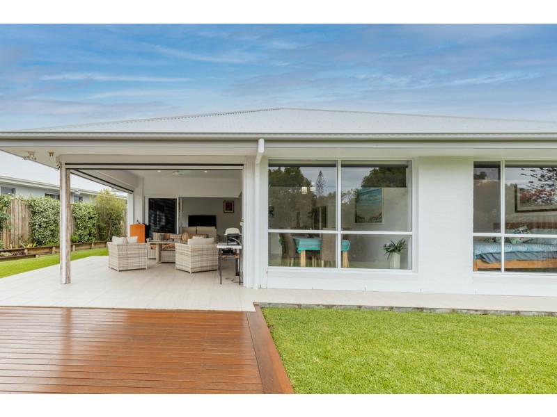 18 The Drive, Yamba NSW 2464