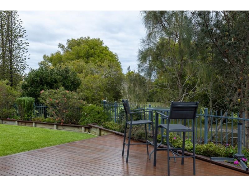 18 The Drive, Yamba NSW 2464