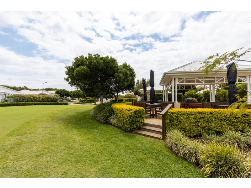 18 The Drive, Yamba NSW 2464