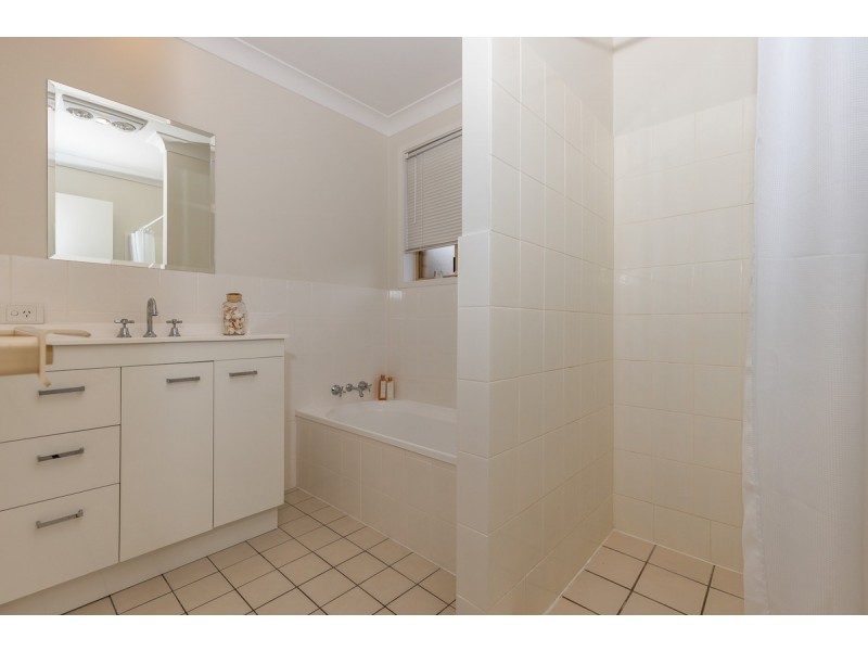 4/63 Melaleuca Drive, Yamba NSW 2464