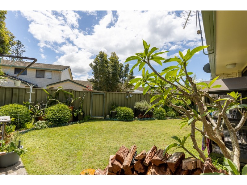 8/1-5 Osprey Drive, Yamba NSW 2464