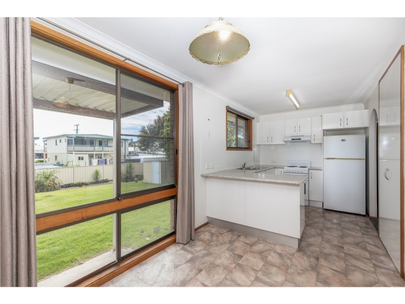 44 Coonawarra Court, Yamba NSW 2464