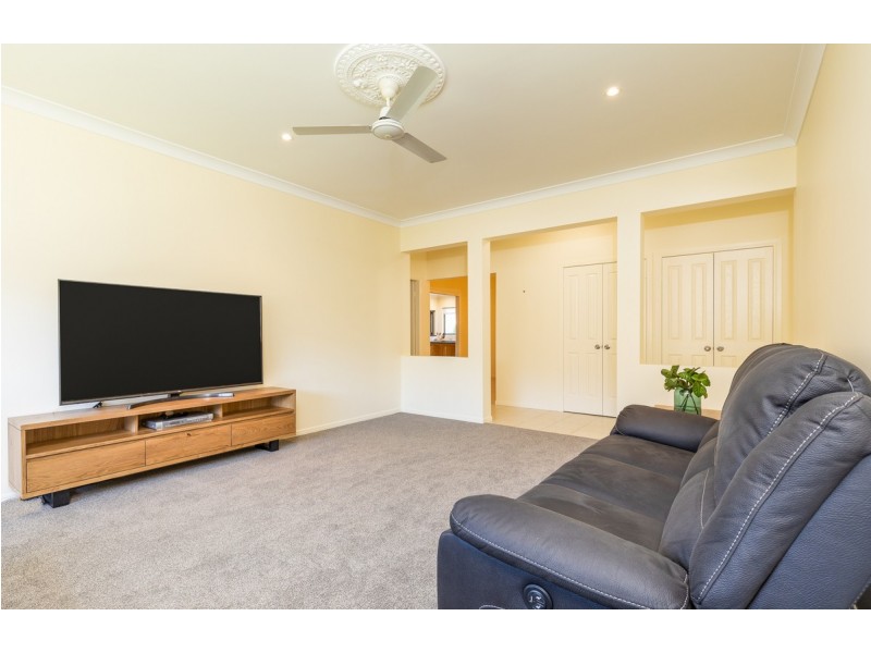3 Newport Island Circuit, Yamba NSW 2464