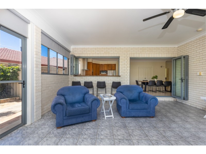 3 Newport Island Circuit, Yamba NSW 2464