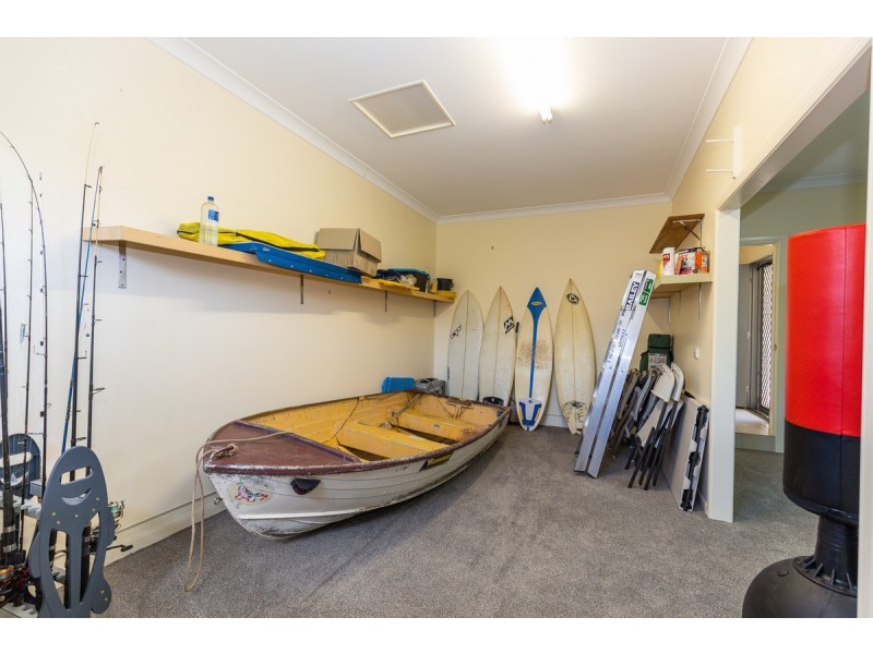 3 Newport Island Circuit, Yamba NSW 2464