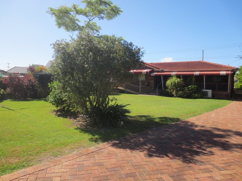 224 Yamba Road, Yamba NSW 2464