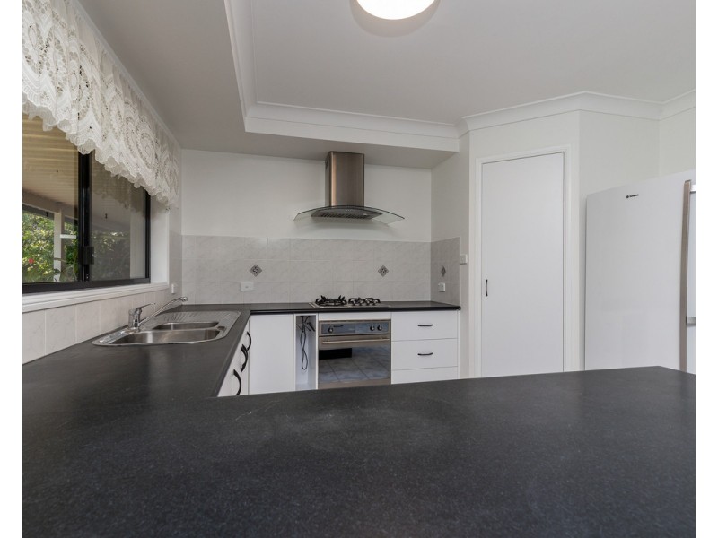 18 Waterview Crescent, Woombah NSW 2469