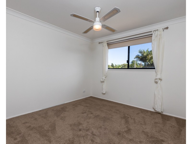 18 Waterview Crescent, Woombah NSW 2469