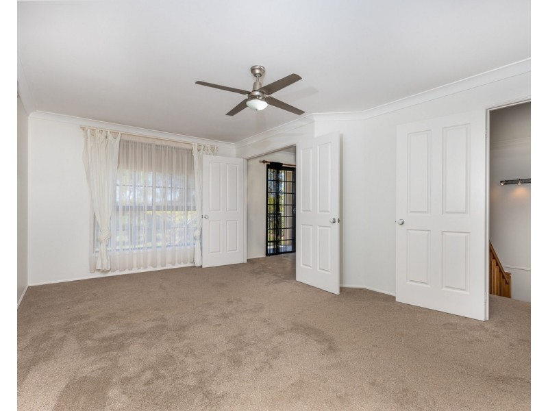 18 Waterview Crescent, Woombah NSW 2469