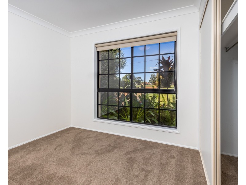 18 Waterview Crescent, Woombah NSW 2469