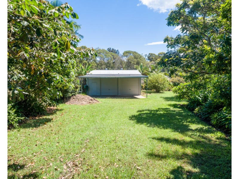 18 Waterview Crescent, Woombah NSW 2469