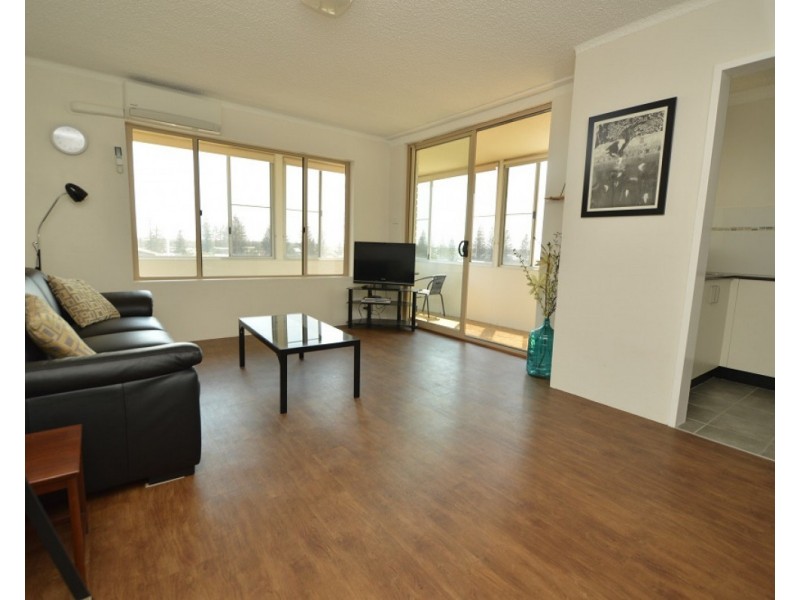 6/8-10 High Street, Yamba NSW 2464