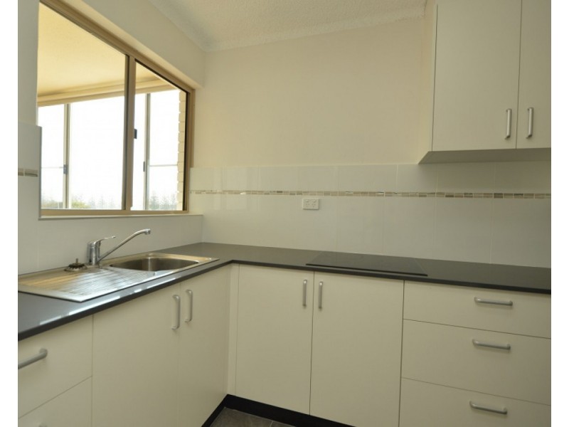 6/8-10 High Street, Yamba NSW 2464