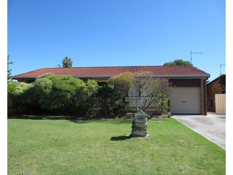 26 Boronia Crescent, Yamba NSW 2464