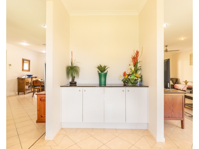 70 Palm Tce, Yamba NSW 2464
