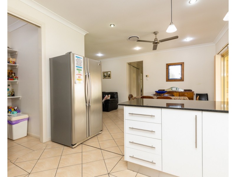 70 Palm Tce, Yamba NSW 2464