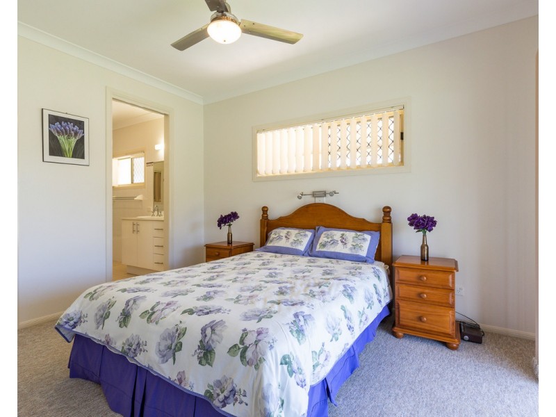 70 Palm Tce, Yamba NSW 2464