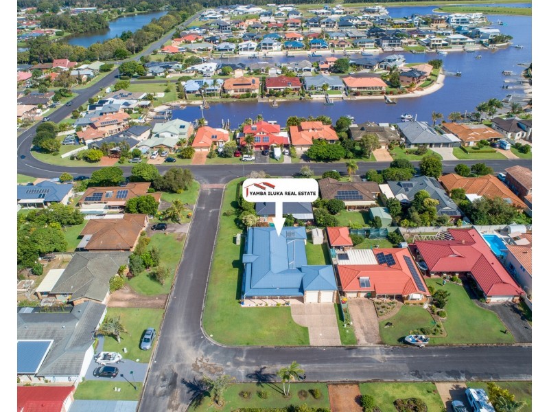 70 Palm Tce, Yamba NSW 2464
